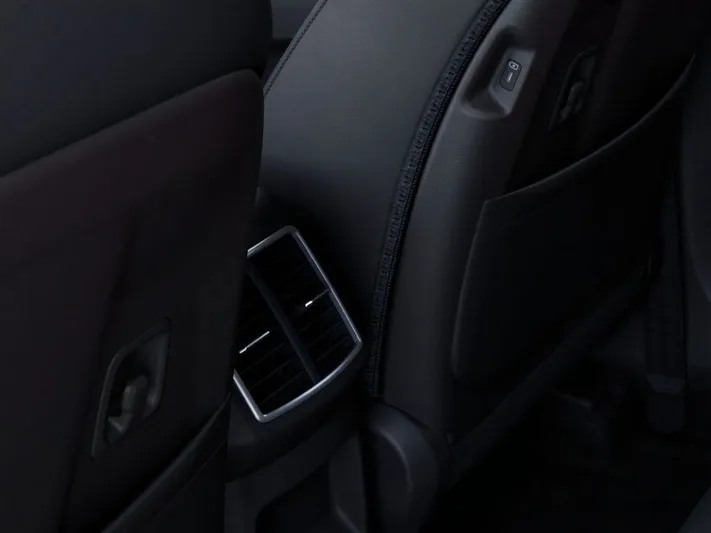 2026 Kia Sportage - view 26