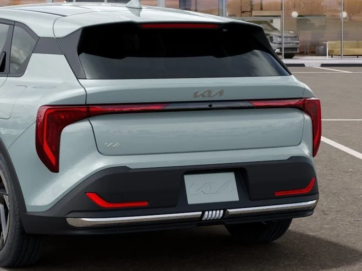 2026 Kia K4 - view 13