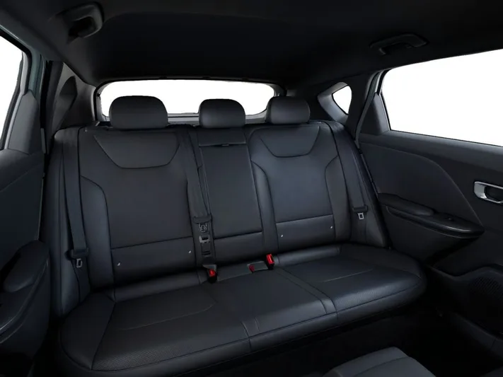 2026 Kia K4 - view 16