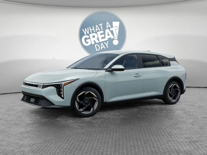 2026 Kia K4 - view 3