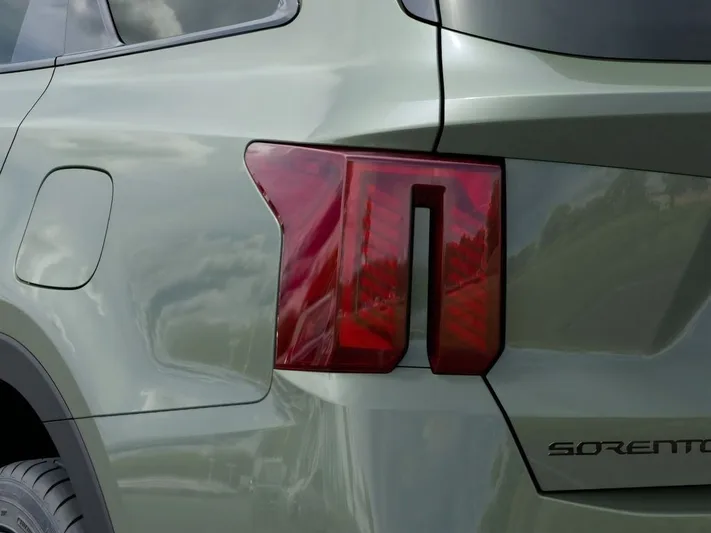 2026 Kia Sorento - view 11