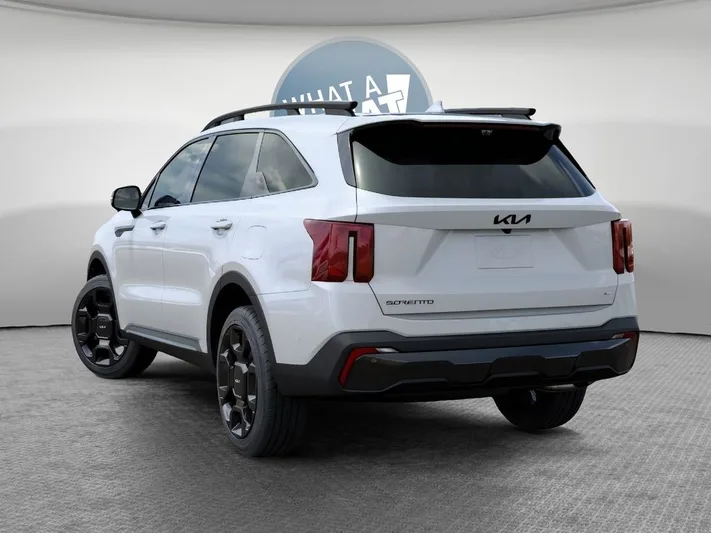 2026 Kia Sorento - view 4