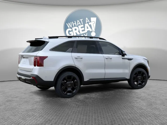 2026 Kia Sorento - view 6
