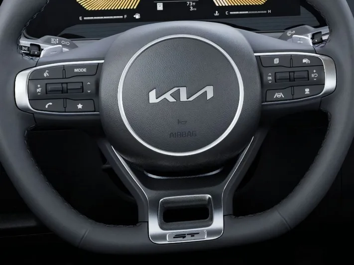 2026 Kia K5 - view 22
