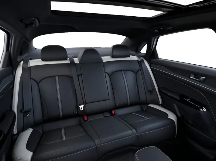 2026 Kia K5 - view 16