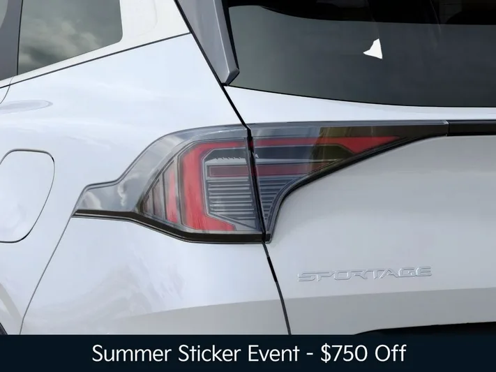 2026 Kia Sportage - view 11