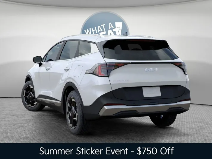 2026 Kia Sportage - view 4