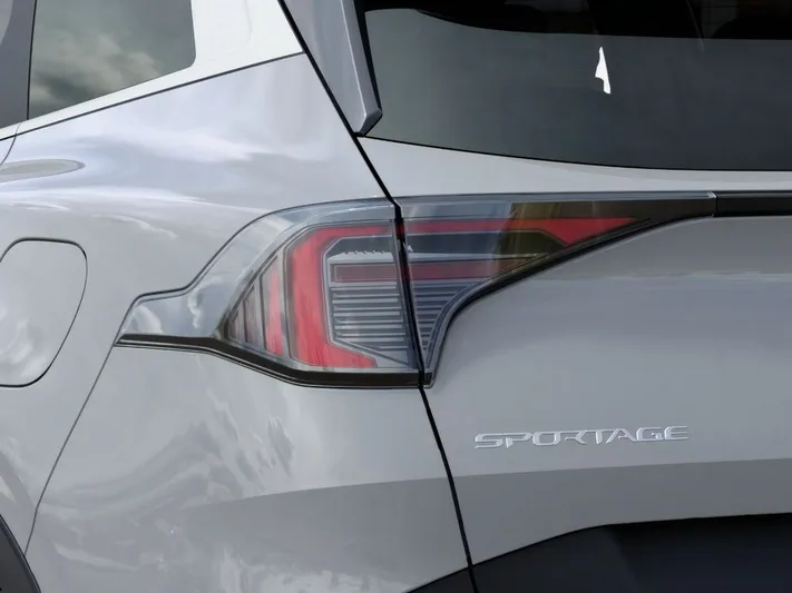 2026 Kia Sportage - view 10