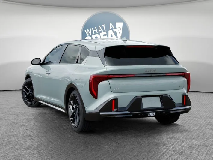 2026 Kia K4 - view 4