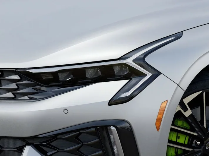 2026 Kia K5 - view 10