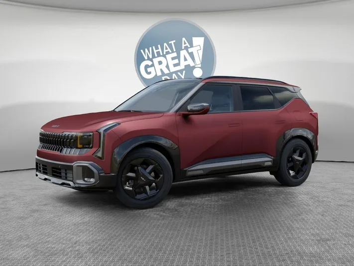 2027 Kia Seltos - view 3