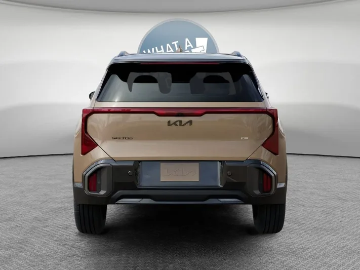 2027 Kia Seltos - view 5