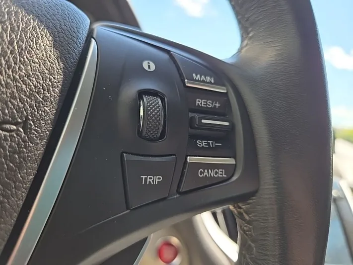 2015 Acura TLX - view 14