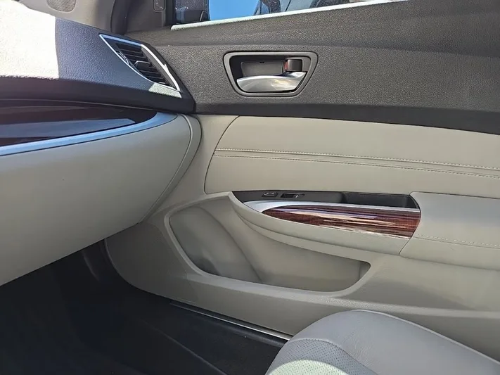 2015 Acura TLX - view 19