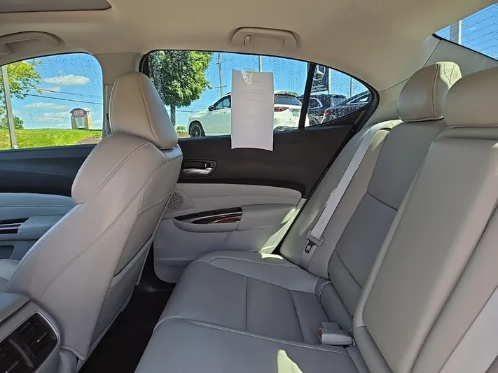 2015 Acura TLX - view 31