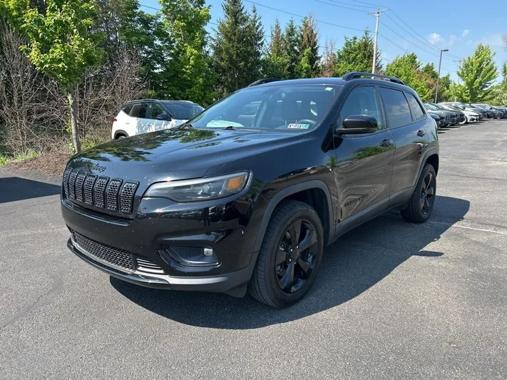2019 Jeep Cherokee - view 3