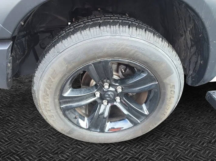 2023 RAM 1500 - view 11