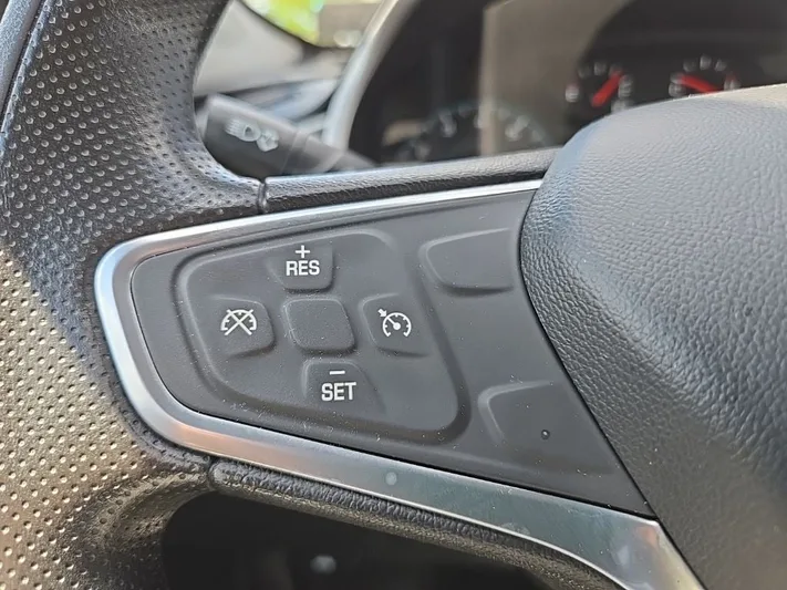 2022 Chevrolet Malibu - view 10