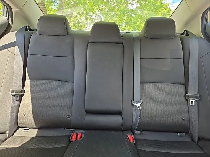 2024 Nissan Altima - view 27