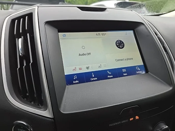2020 Ford Edge - view 21