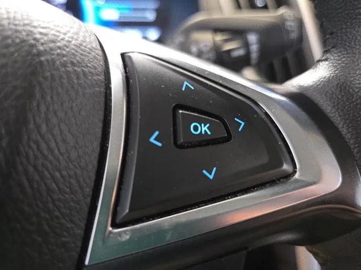 2024 Ford Edge - view 19