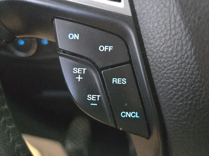 2024 Ford Edge - view 20