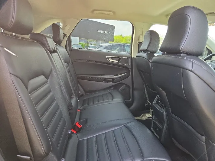 2024 Ford Edge - view 33