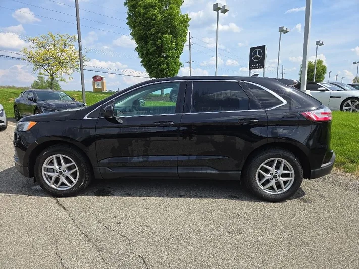 2024 Ford Edge - view 6