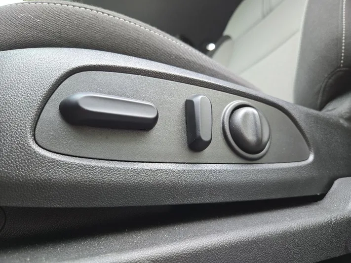2023 Chevrolet Blazer - view 25