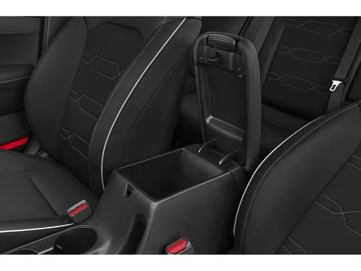 2023 Kia Forte - view 10
