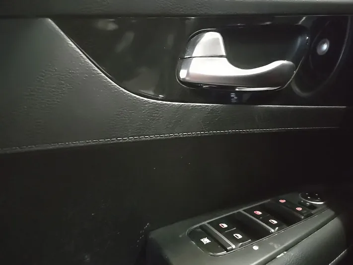 2024 Kia Forte - view 22