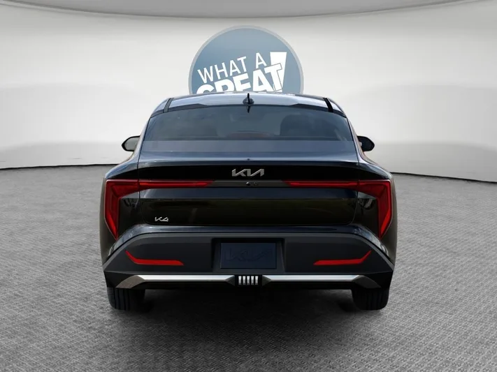 2025 Kia K4 - view 13