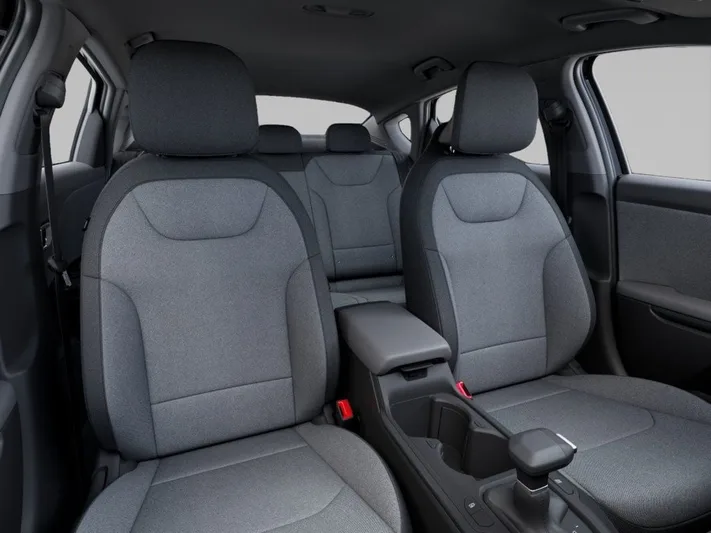 2025 Kia K4 - view 15