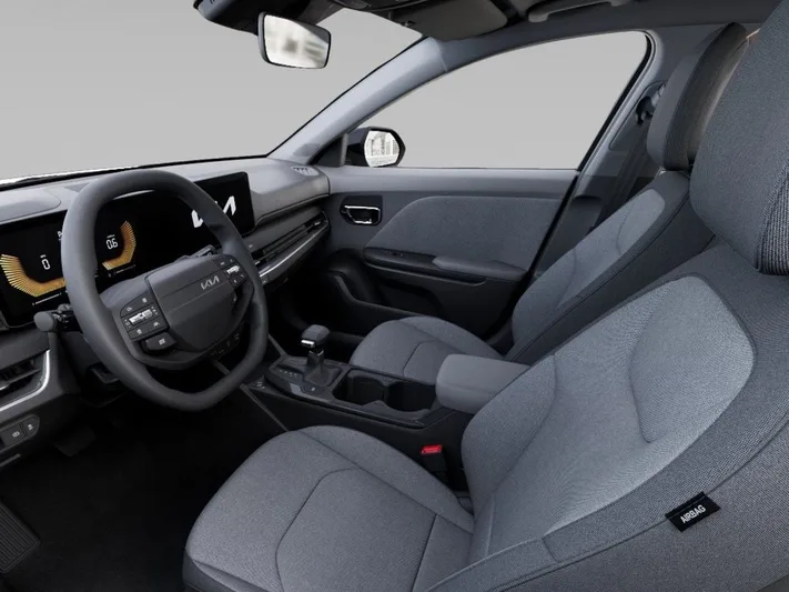 2025 Kia K4 - view 17