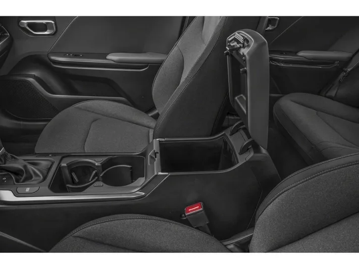 2025 Kia K4 - view 24