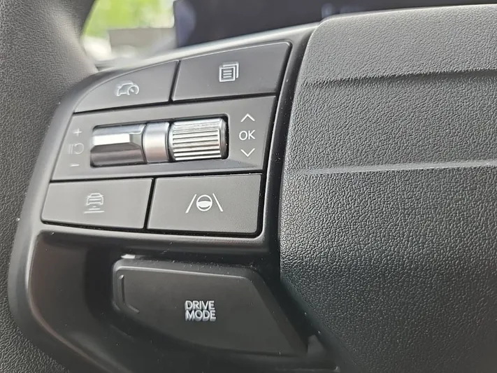 2025 Kia K4 - view 15