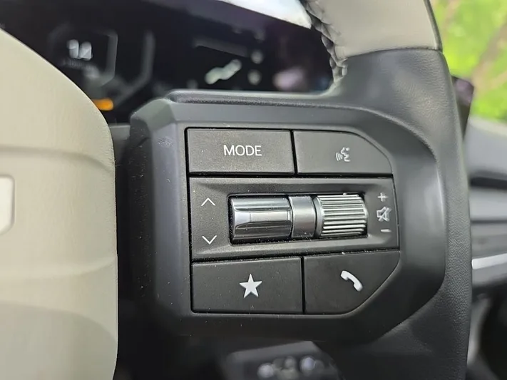 2025 Kia K4 - view 16