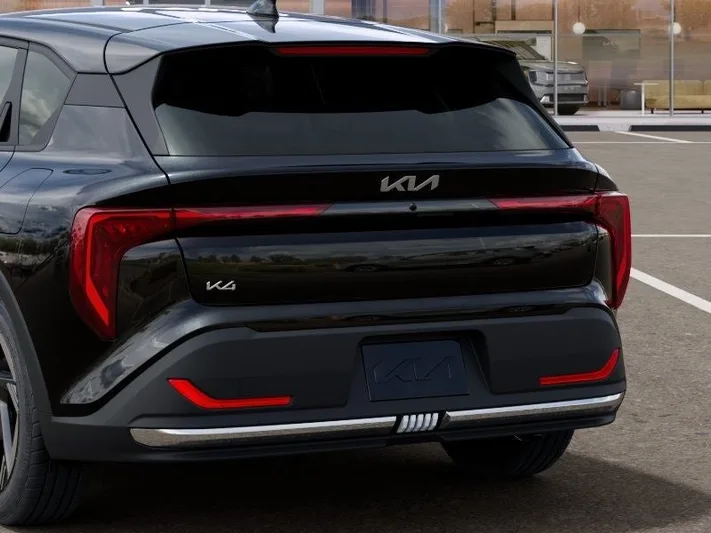 2026 Kia K4 - view 13