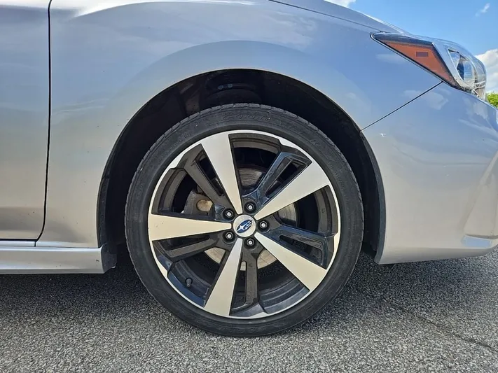 2017 Subaru Impreza - view 12