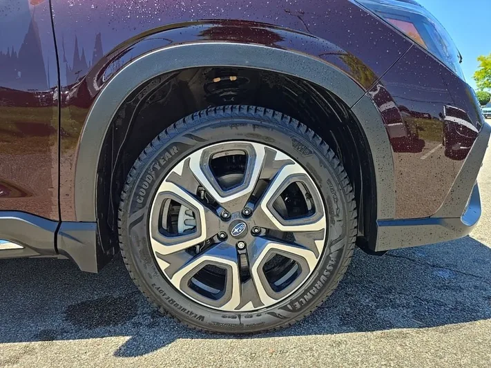 2024 Subaru Ascent - view 12