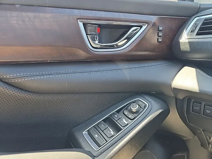 2024 Subaru Ascent - view 18