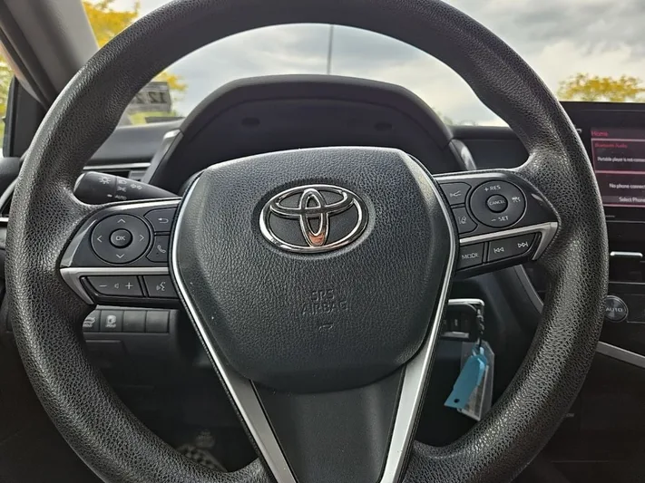 2023 Toyota Camry - view 13