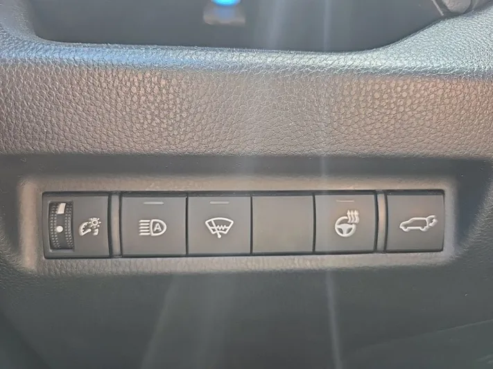 2021 Toyota RAV4 - view 19
