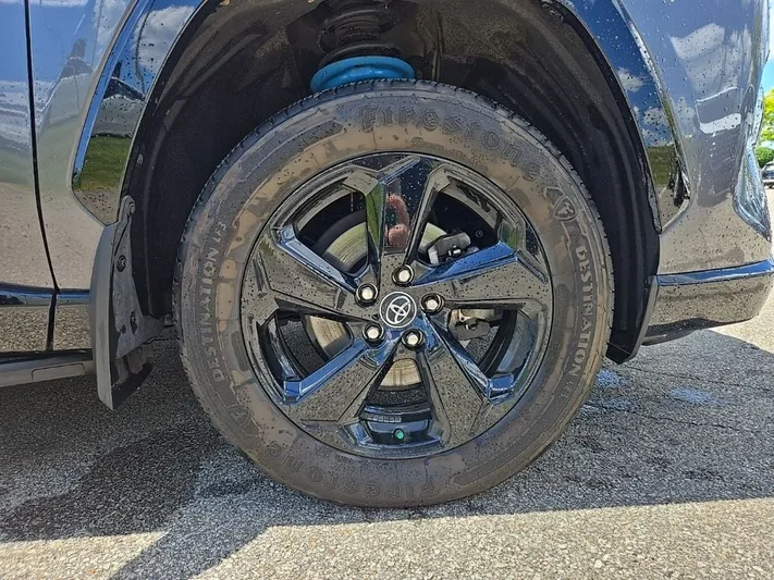 2021 Toyota RAV4 - view 40