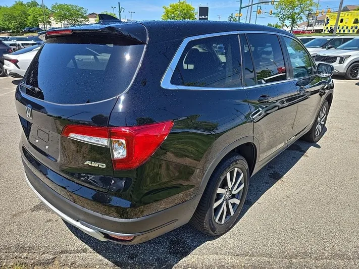 2022 Honda Pilot - view 3