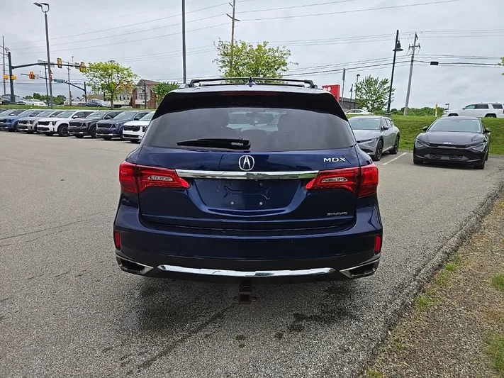 2017 Acura MDX - view 4