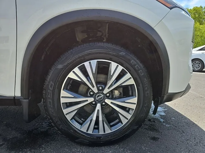 2023 Nissan Rogue - view 35