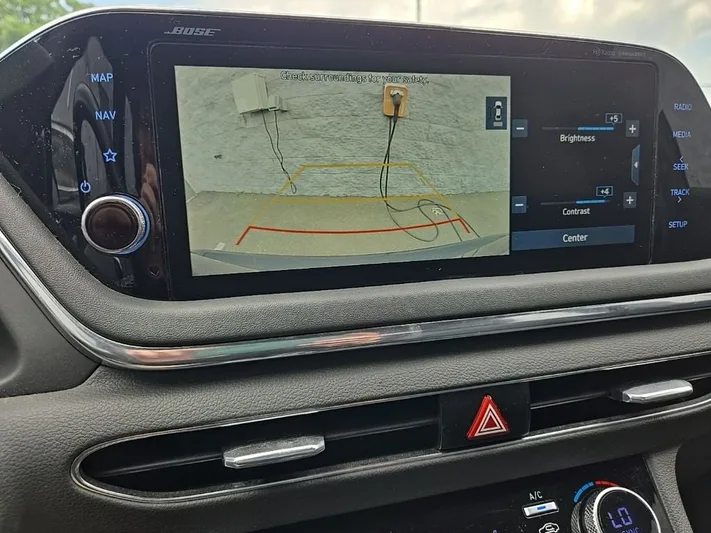2020 Hyundai Sonata - view 18