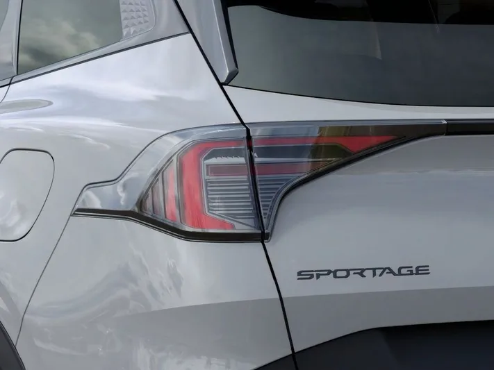 2026 Kia Sportage - view 11