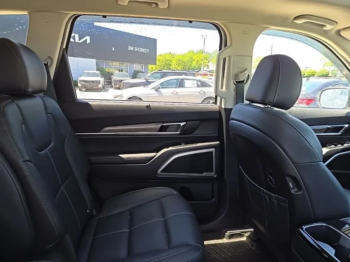 2021 Kia Telluride - view 38